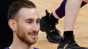 Gordon Hayward Honors Kobe Bryant w/ Shoe Design, Personal Message From Late Legend