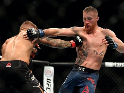 Justin Gaethje Fight UFC Photos 4