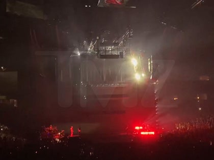 Justin Bieber's Denver Concert Grinds to Halt After Massive Technical Problems