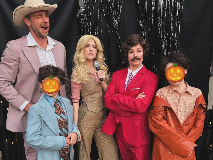 1027-disfraces-de-halloween-familia-de-celebridades-sub1