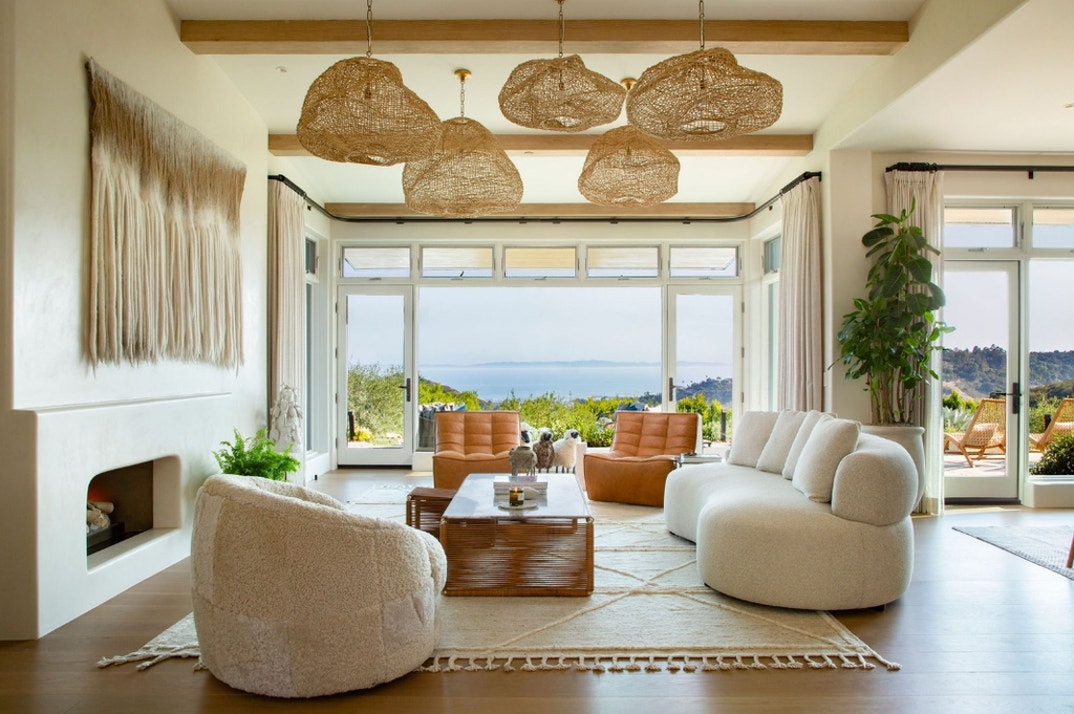 Christopher Lloyd Selling SB Retreat 18
