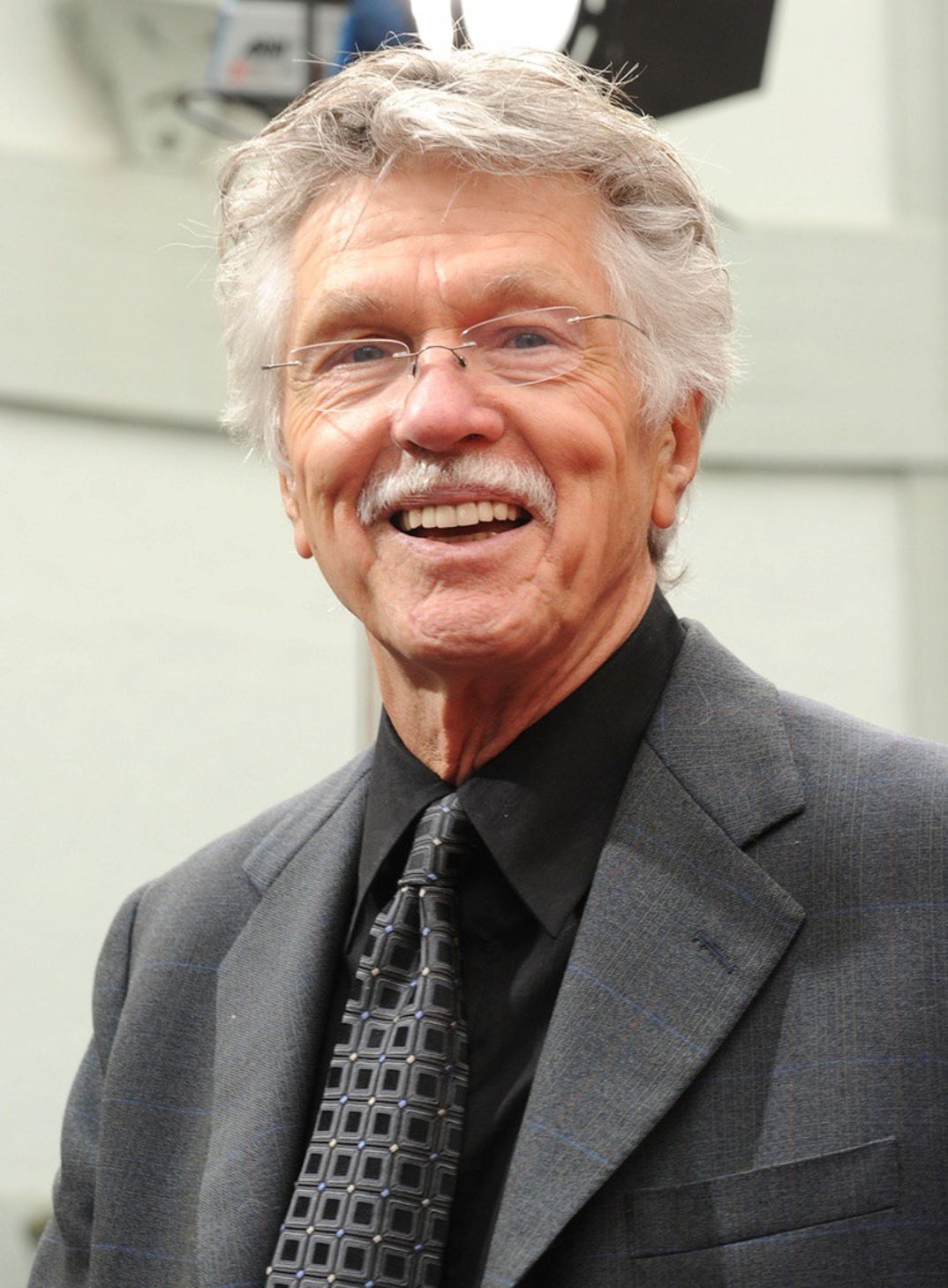 Tom Skerritt Remembering 6