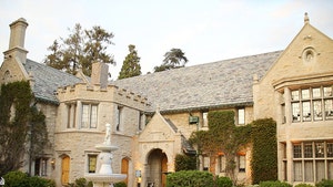 Playboy Mansion -- Deal Falls Apart ... Hef Wants His Privacy
