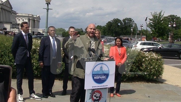 Fat Joe, Gizli Sağlık Hizmetleri Fiyatlarıyla Mücadele Etmek İçin Capitol Hill'i Ziyaret Etti