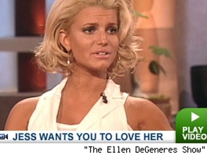 Jessica Simpson: Click to watch