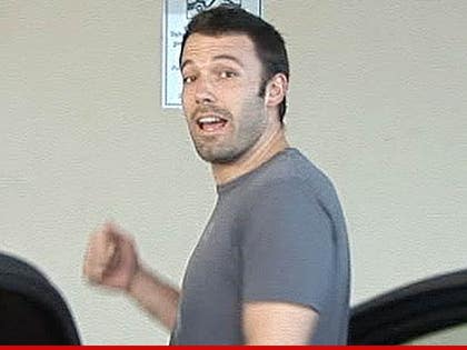 0602-ben-affleck-tmz-03