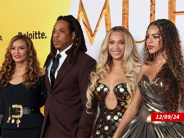 1209 Tina Knowles, Jay-Z, Beyoncé and Blue Ivy Carter attend the Los Angeles premiere of Disney's 