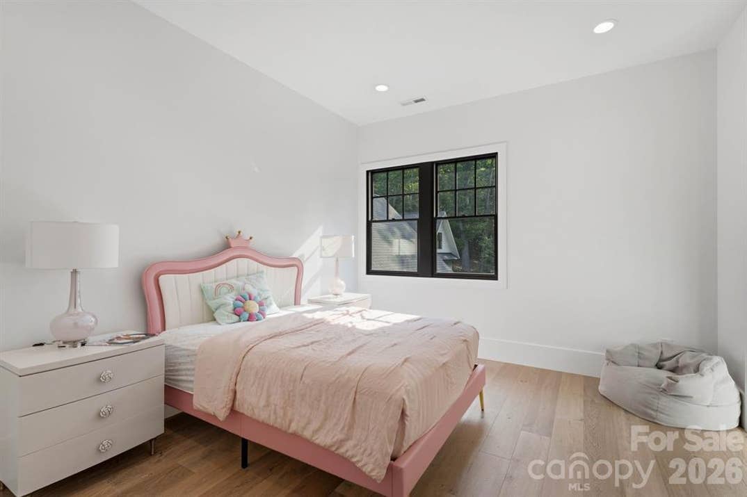 DJ Moore Charloote Home For Sale 21
