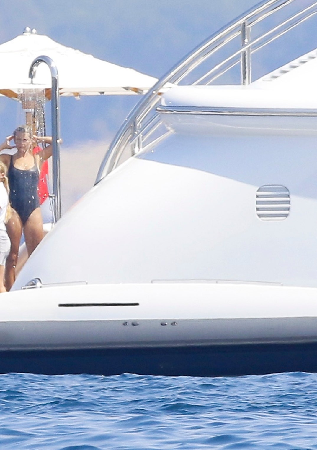 Tom Brady Mystery Women Snorkeling Yacht France 2