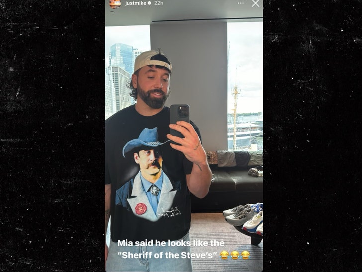 aaron rodgers sheriff shirt