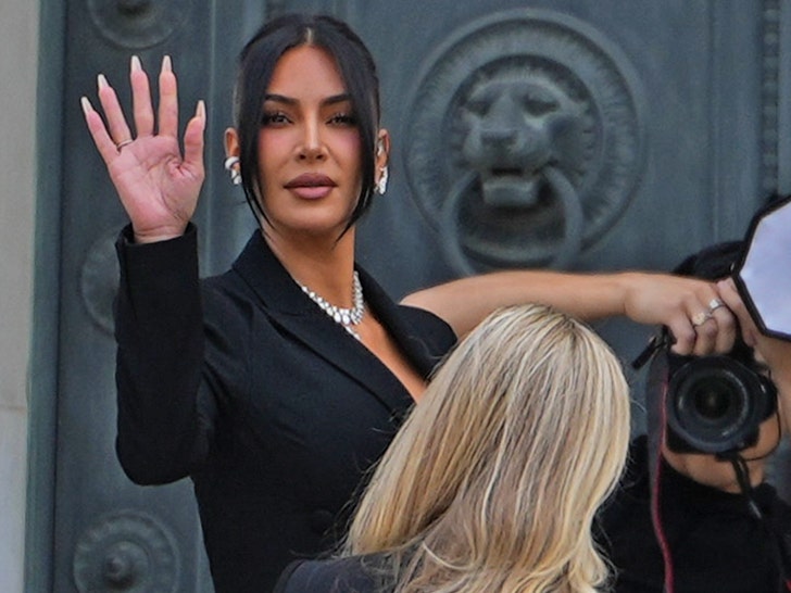 Kim Kardashian Arrives at Paris Court to Testify in 2016 Armed Robbery Trial