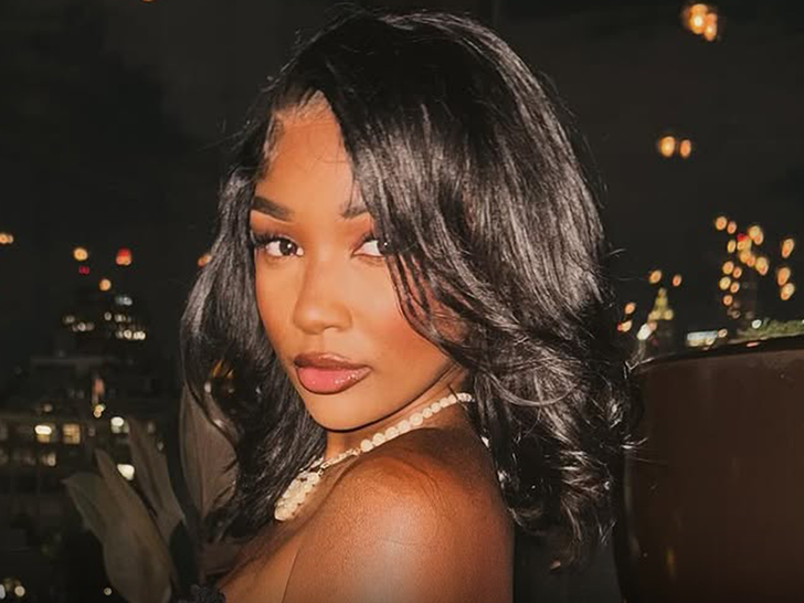 ashlee jenae main insta