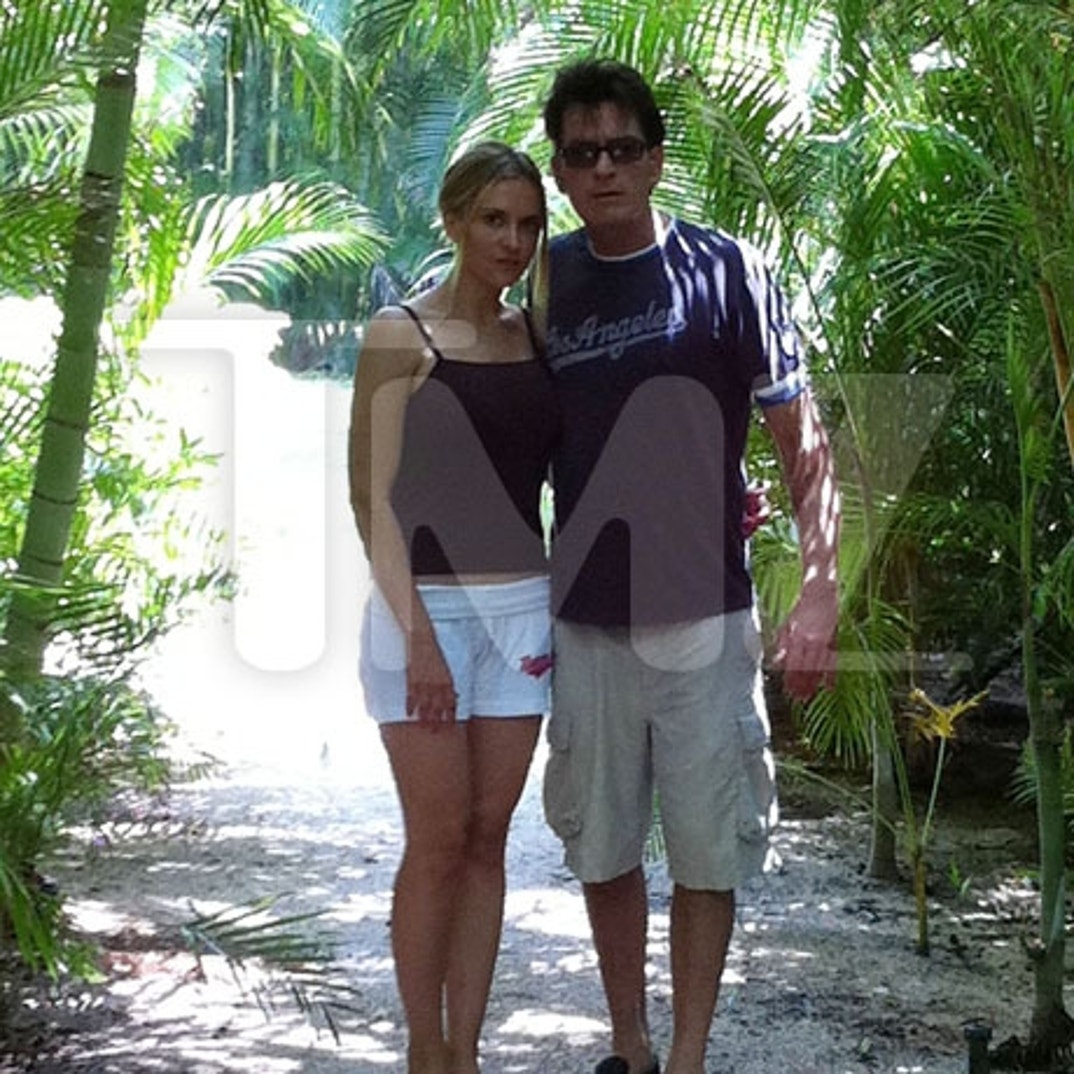 Charlie Sheen & Brooke Mueller in Mexico