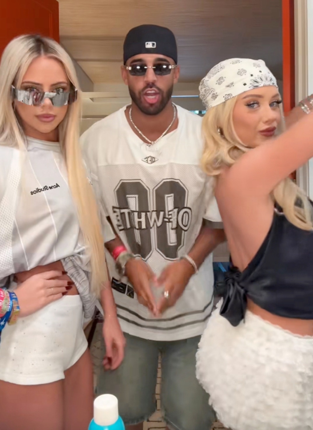 Liv Walker, Kendall Washington and Kaylor Martin