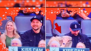 couple kings game nsfw kiss cam