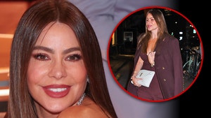 Sofia Vergara steps out for dinner at The Corner Store in Soho