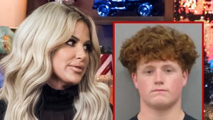 main-kim-zolciak-kroy-biermann-jr.-1