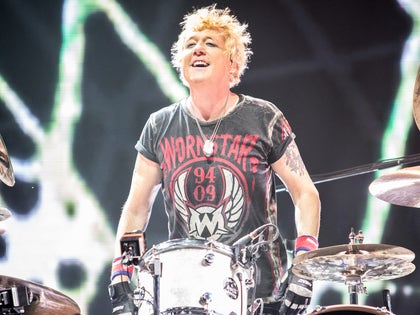 James Kottak Playing Drums With The Scorpions