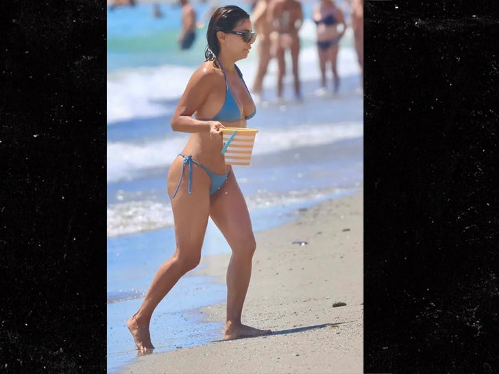 0806-Eva-Longoria-Blue-Bikini-PRIMARY