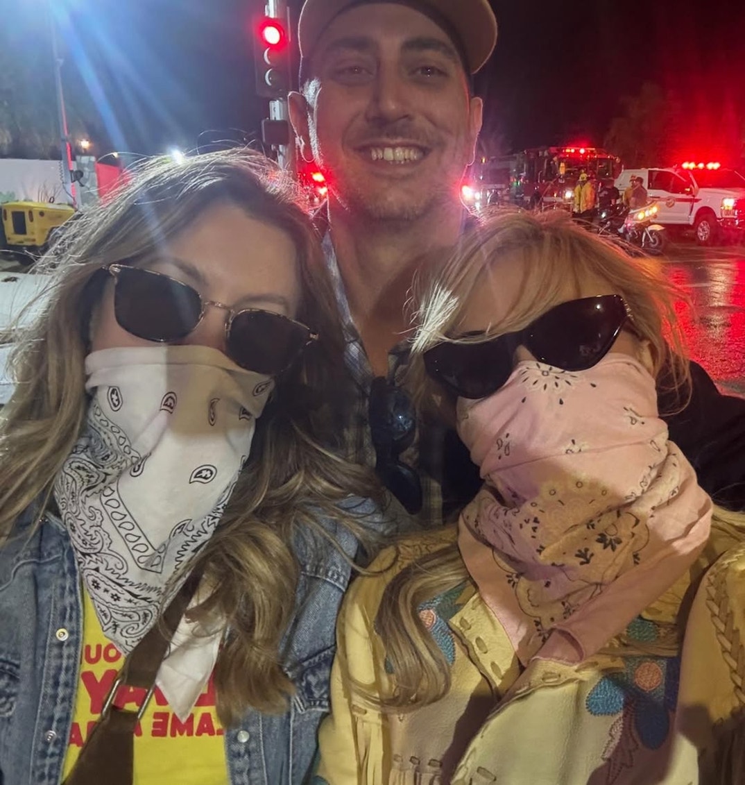 Sydney Sweeney Scooter Braun Stagecoach 8