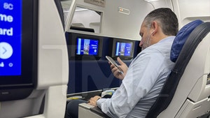 ted cruz on plane tmz 3