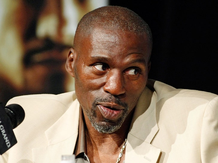 0317 Roger Mayweather getty 01