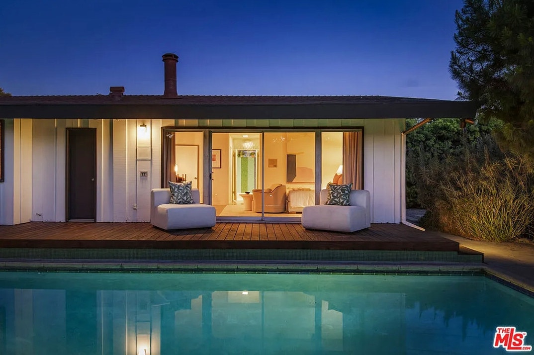 Colman Domingo Lists LA Home 23