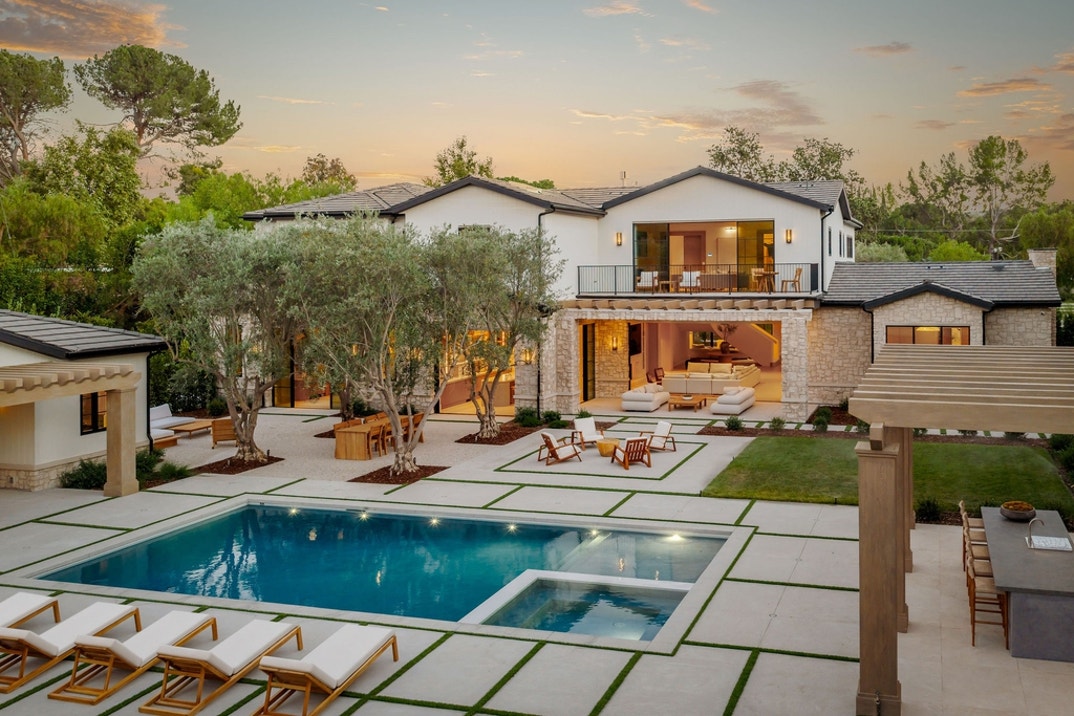 Scott Disick Hidden Hills Home 8
