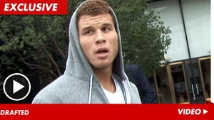 NBA Star Blake Griffin -- Screw the Lockout, I'll Play Hoops with TMZ Camera Guy