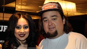 Chumlee to Girlfriend -- HAPPY BIRTHDAY! Here's Some New Boobs