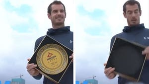 Andy Murray Accidentally Shatters Chinese Gift Plate, 'I'm So Sorry!!'
