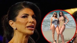 0707 Teresa Giudice beach getty insta