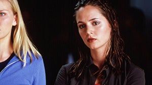 0908-Eliza-Dushku-Memba-Them-hero