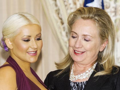 1004_hilary_clinton_christina_aguilera_Getty