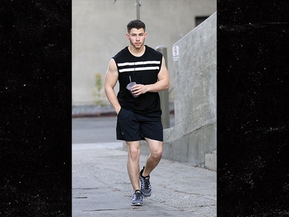 1202-nick-jonas-mega