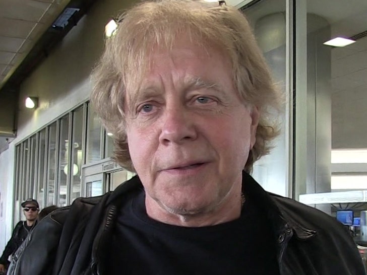 0823-eddie-money-tmz-01