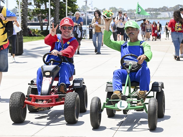 0726-2024-San-Diego-Comic-Con-Cosplay-photos-primary-2