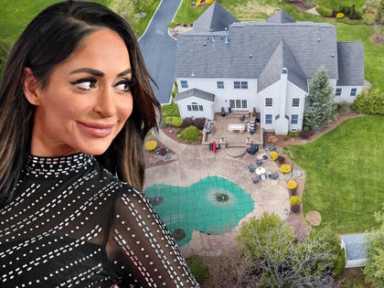 Angelina Pivarnick Beside An Aerial Of Her New Jersey Home
