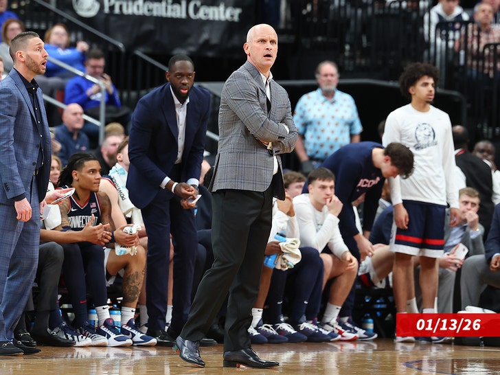 Dan-Hurley-sub-getty-2