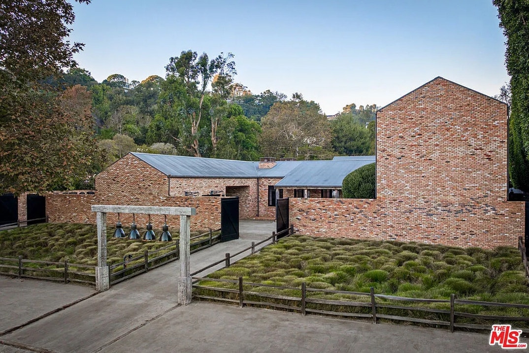 Diane Keaton Dream Home 17