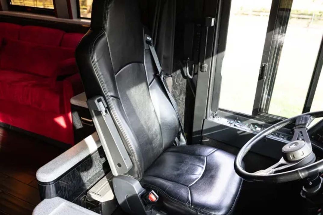 1998_prevost_marathon-xl_87-73972