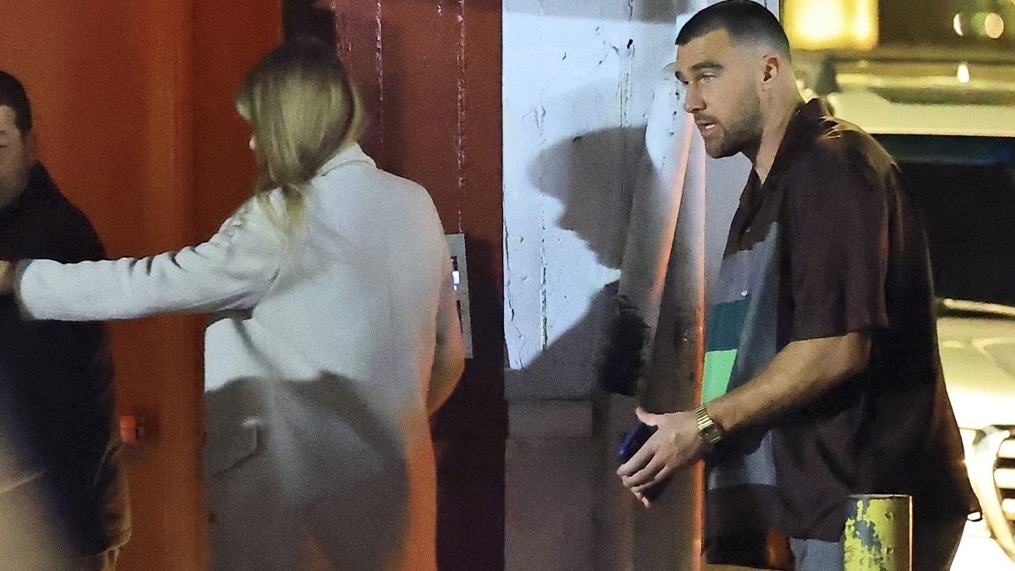 Taylor Swift & Fiancé Travis Kelce Enjoy Rare L.A. Date Night