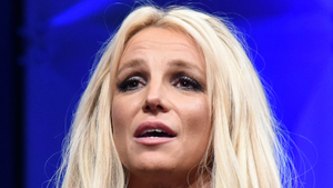 britney spears sad main
