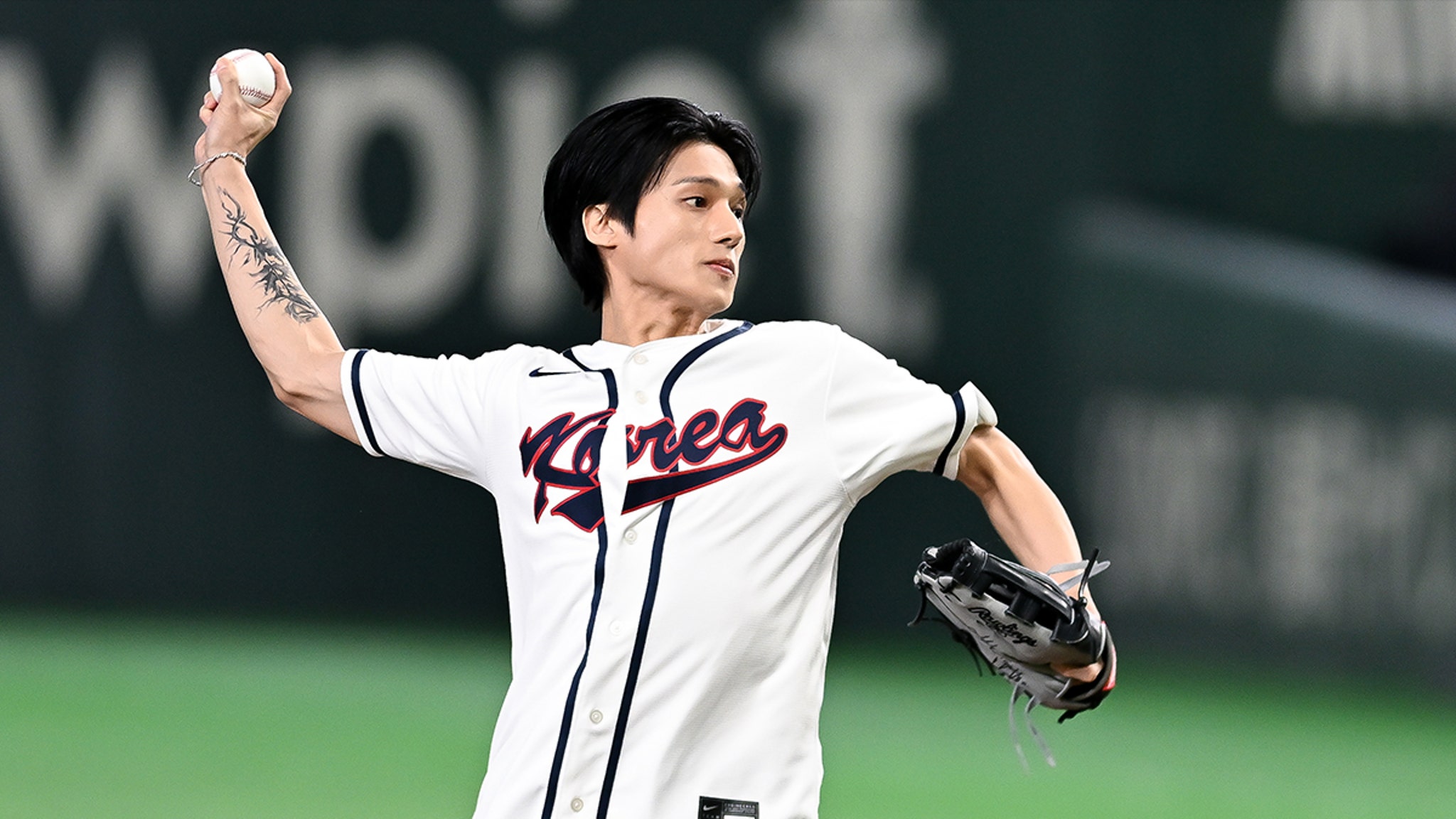 ATEEZ's Wooyoung Throws Solid First Pitch At Team Korea's WBC Game