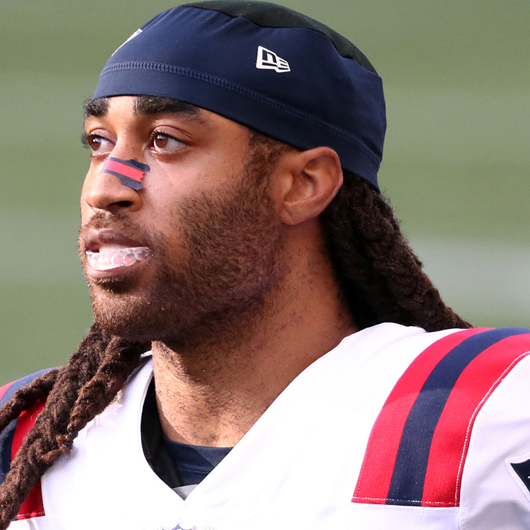 BREAKING: Stephon Gilmore Traded to the Carolina Panthers 