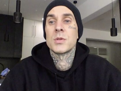 041020-travis-barker-primary