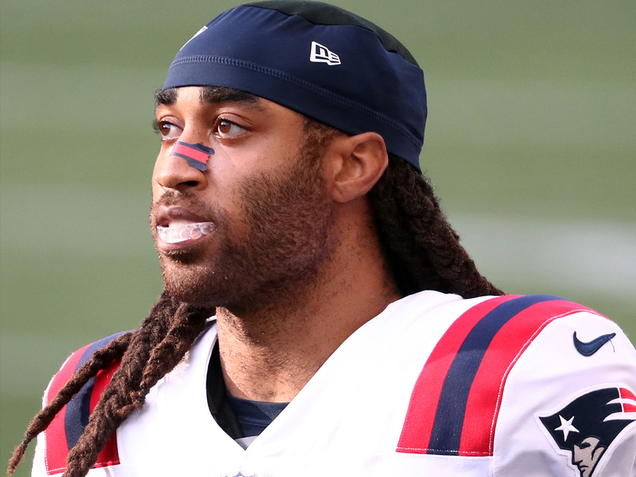 Stephon Gilmore sends not so subtle message to the Patriots via Twitter