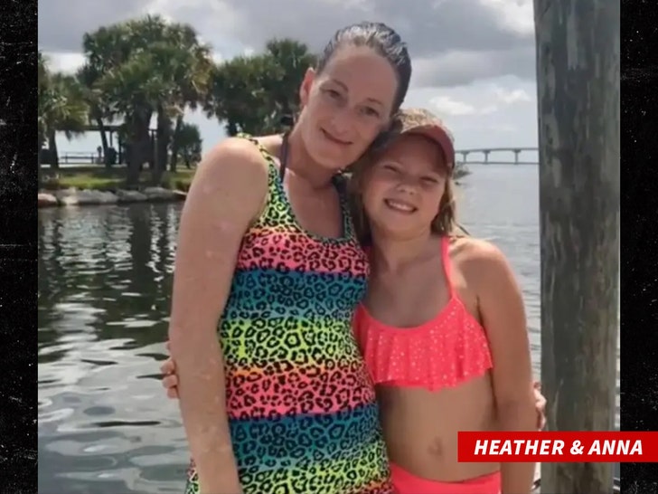 Heather Wright anna kepner  TikTok-@justmom1984 composite