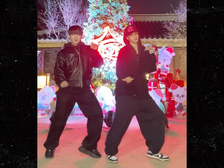 1222-K-Pop-Idols-Christmas-Spirit-Sub4