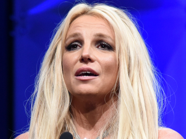 britney spears sad main